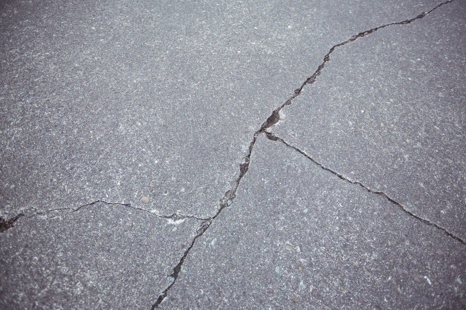 Asphalt crack repair urgency in Loudoun County VA