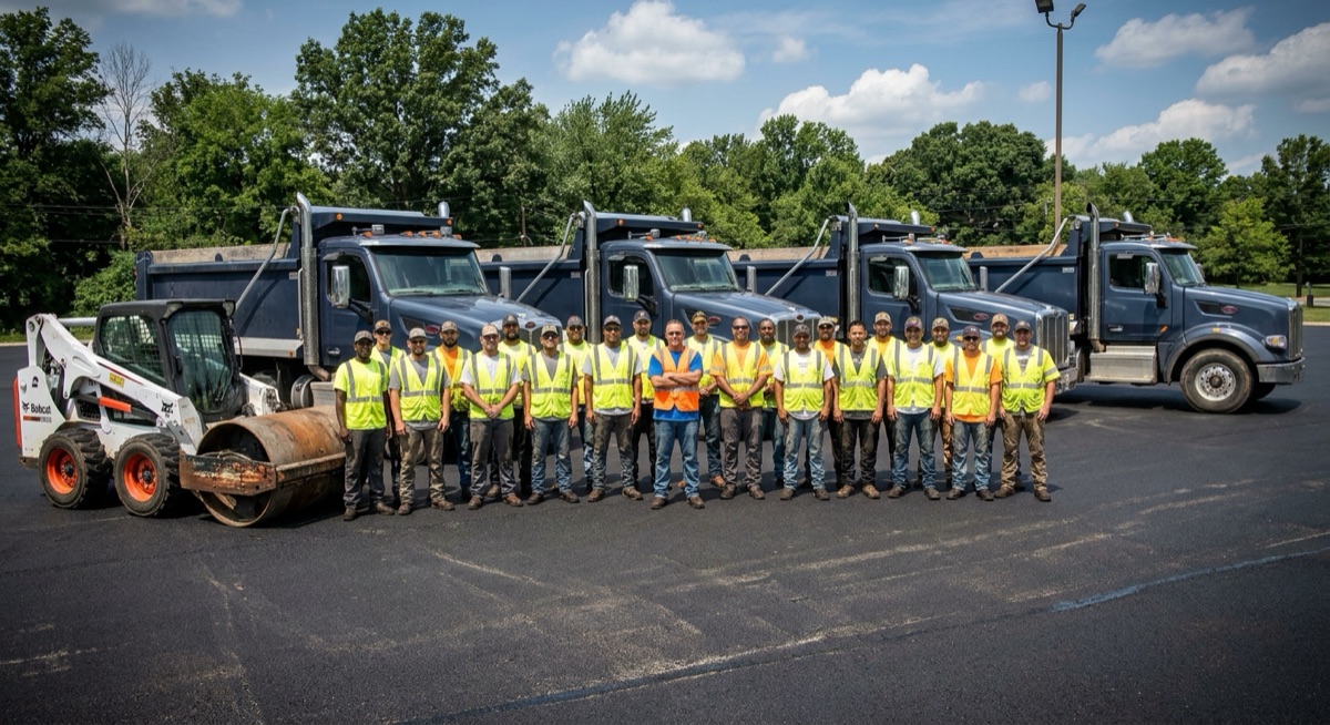 Leesburg Asphalt team